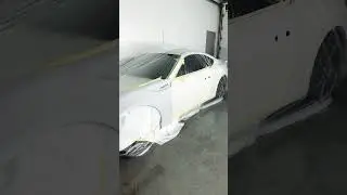 Какая же маленькая эта обезьяна 😁