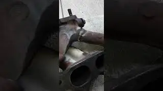 Как заварить выпускной коллектор,чугун#сваркачугун#коллектор#honda #машина #shuttle#своимируками