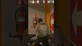 🥸 Valve, как это не килл с ножа #cs2 #cs2clips #cs2funny #cs2funnymoments #cs2premier #blast#g2csgo