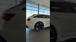 Glacier White 2023 Audi RS 6 Avant