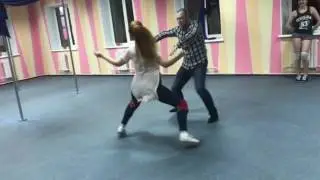 Twerk BATL. Парни против девушек из группы 