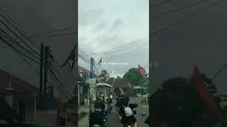 Nemen - Gildcoustic (lirik lagu) Ngomongo Njalukmu Pie?