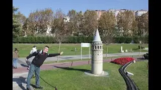Миниатюрк.