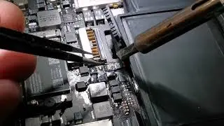 MacBook Air A1465 2015 motherboard repaired