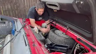 Lotus Esprit Rescue 12 - Brake master cylinder and a few tips