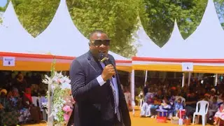 Baba Levo amtangaza rasmi Diamond Platnumz kama baba yake mlezi