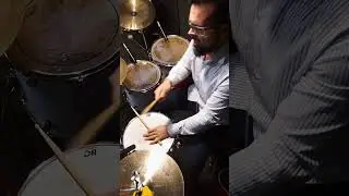 Tocar Reto ou com variação de Chimbal? #drums #estudodebateria #bateria