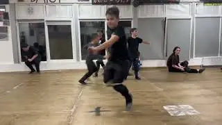 Кавказский трюк, исполняет Тимур 🔥