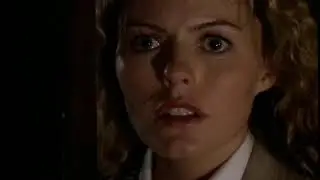 LA SOMBRA DE LA LUNA 1995 HARLEQUIN ROMANCE SERIE (AT THE MIDNIGHT HOUR)