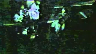 Guns N' Roses Fight (Axl Rose goes off on fan)