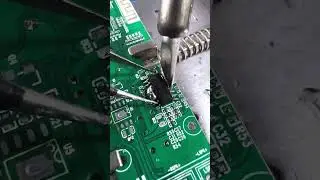 Как отпаять микросхему паяльноком