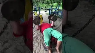 Богатырский жим гантелей 60кг.