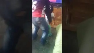 Niña bailando😁