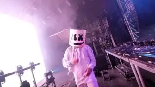 Marshmello - Propaganda x Throwin' elbows [Live]