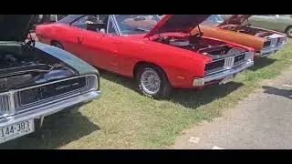 Chargers and Roadrunner Mopar national pt.8