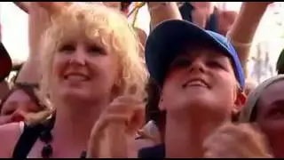 Travis - Why Does It Always Rain On Me Live @ T in The Park 2005