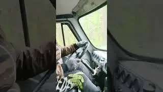 Уаз 3303 в грязи)))