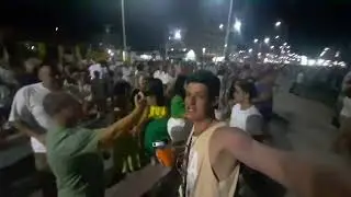 fui para praia passar o Réveillon com meus amigos