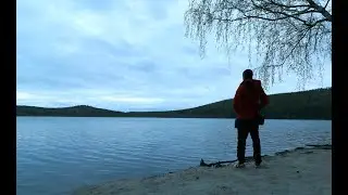 На озере  весна 2024