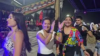 así celebramos los Carnavales en Barranquilla🇨🇴🎉,  todos bailamos con todos✨️🥳