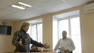 НЕ ХОЧУ БЫТЬ ЧЛЕНОМ (УИК 11-06). Он был сзади меня))