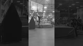 Реверс на 305 | Revnrs for 305 #dunk #slamdunk #данк #basketball #баскетбол #shorts