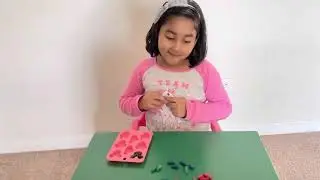 How to reuse ♻️ recycle broken crayons 🖍 || kids activity || SiyaTales