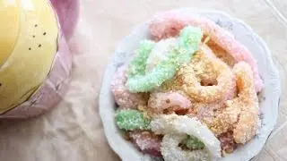 Banh Tam Khoai Mi ( Rainbow Silkworm Cassava Cake)