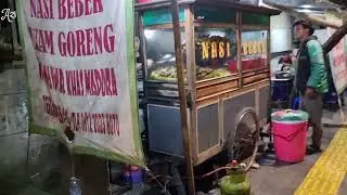 Foothpath Nightlife Jakarta