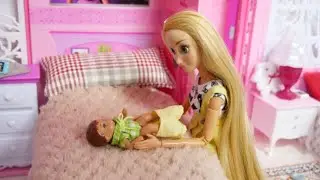Barbie & Rapunzel Family Morning Routine. Life in a Dreamhouse.