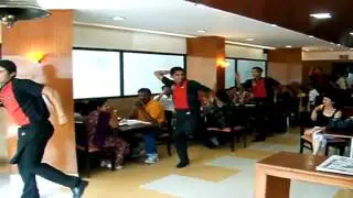 PIZZA BOYZ - ENTERTAINING CUSTOMERS