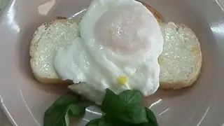 ЯЙЦО ПАШОТ без уксуса в микроволновке (3-4 минуты). Просто, быстро, вкусно!
