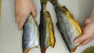 Cold-smoked pink salmon spawning in a UEK smokehouse