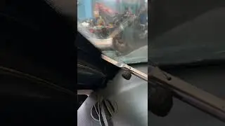 The best tool for glass replacement. 
