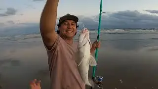Pescaria pé na praia em Itanhaém ,primeira de 2025