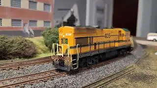 Intermountain Maine Central U-18b w/ TCS MB2  & Loksound 5 decoder & Scale Sounds System Speaker