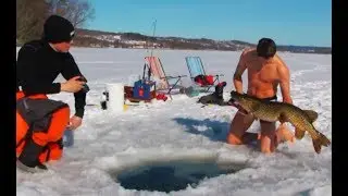 ЗИМНЯЯ РЫБАЛКА 2017 2018 ОГРОМНАЯ ЩУКА ПЕРВЫЙ ЛЁД ЩУКА НА ЖЕРЛИЦЫ ОТКРЫТИЕ СЕЗОНА РЫБАЛКА ЗИМОЙ Щука