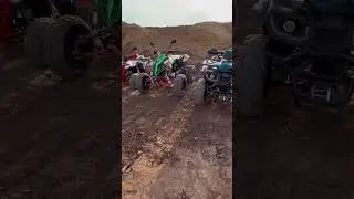 В ОГРОМНОМ песчаном карьере!😮‍💨🤯 