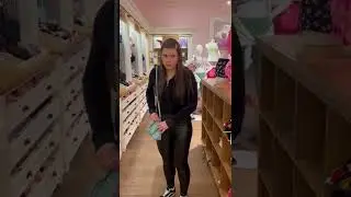 Bag check at Victoria’s Secret PINK goes wrong. 