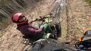 До маленького озера