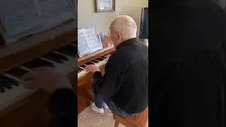 Papa Taid Plays the Piano!!! (Dave Evans)