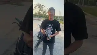 Cường Vlog suất hiện trên con Vario ve chai long zịt