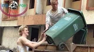 Swachh Bharat Abhiyan... | 2 Foreigners In Bollywood