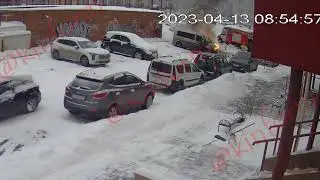 Утром в Сургуте сгорел Фольксваген Минивен на Генерала Иванова
