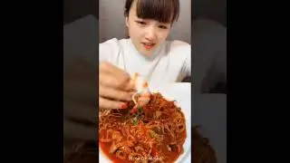 КИТАЙЦЫ ЕДЯТ НА КАМЕРУ / АСМР ЕДА!!! 🧐😲🧐