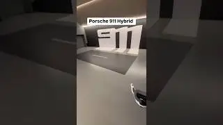 Porsche‘s augmented reality studio for the 911 GTS T-hybrid! #porsche #911 #hybrid #911gts #gts