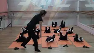 Par terre - занятие на коврике.Движение "велосипед"