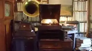 The HMV 109 Tabletop Gramophone Plays 