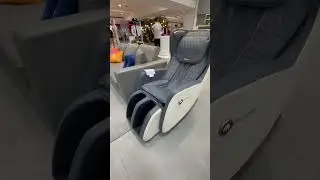 Have You Tried One of These Chairs? So Relaxing 💆🏻‍♀️ #shorts #massage #relaxing