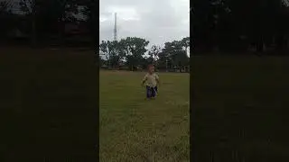 dedek jalan jalan